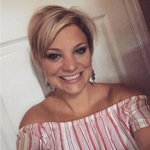 Meet your Posher, Nina